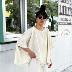 UZI NYC coarse cotton cube top